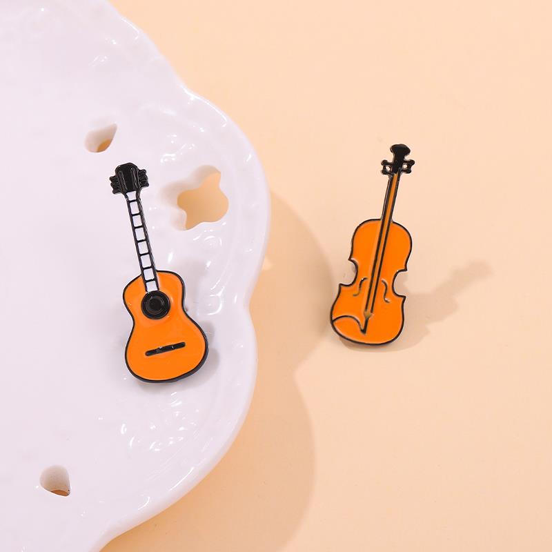 Szpilki Niestandardowe broszki – Musical Instruments Cartoon recenzja i cena
